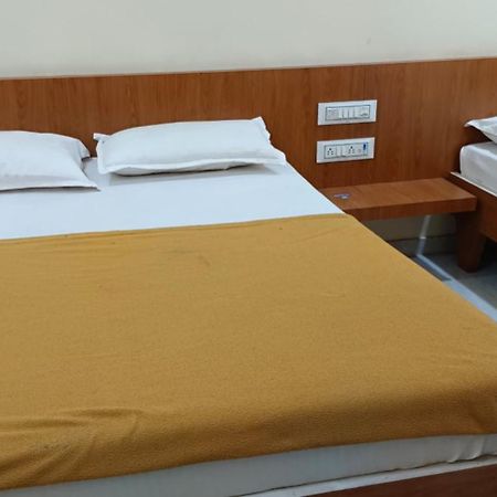 Hotel Tulsi Somnāth 外观 照片