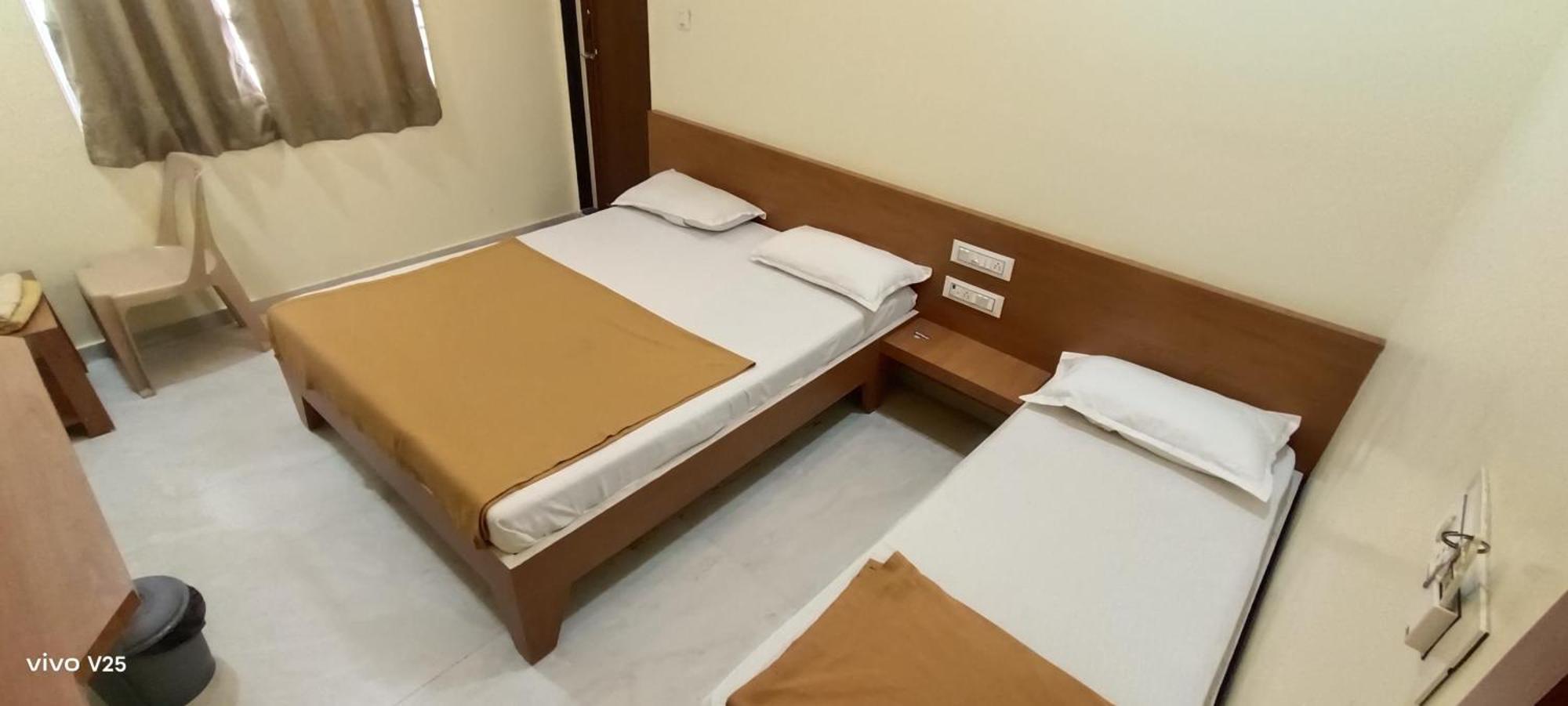 Hotel Tulsi Somnāth 外观 照片