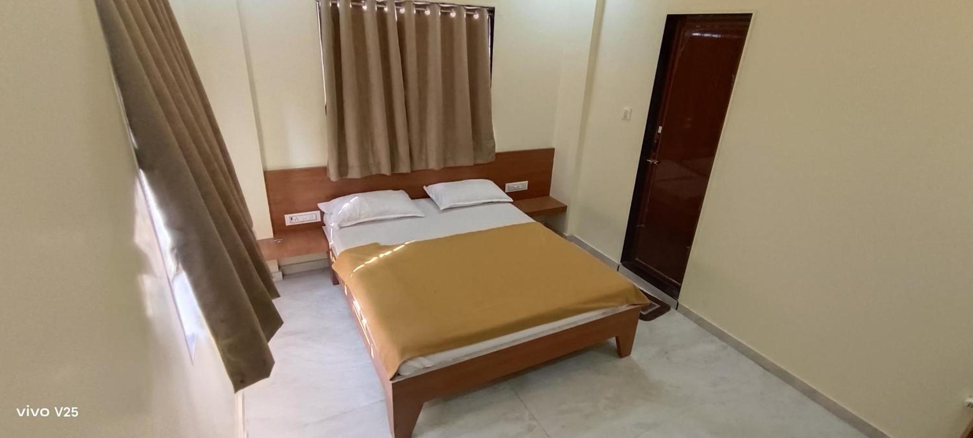 Hotel Tulsi Somnāth 外观 照片